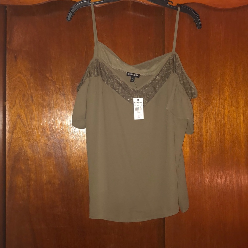 Cold shoulder flutter sleeve